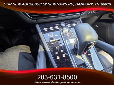 2020 Porsche Cayenne E-Hybrid   - Photo 17 - Danbury, CT 06810