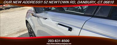 2019 Land Rover Range Rover Velar P250 S   - Photo 8 - Danbury, CT 06810