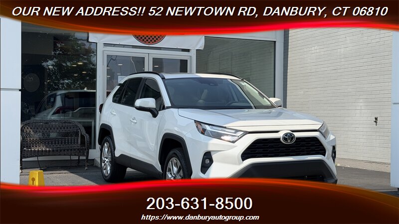 2022 Toyota RAV4 XLE Premium - Photo 7 - Danbury, CT 06810