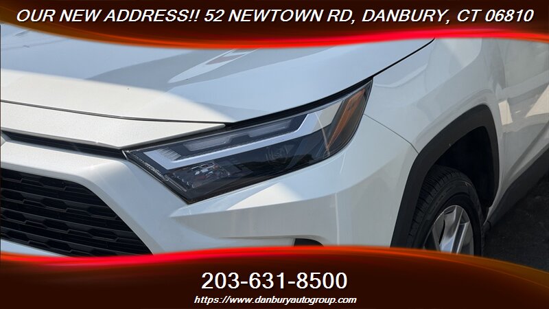 2022 Toyota RAV4 XLE Premium - Photo 9 - Danbury, CT 06810