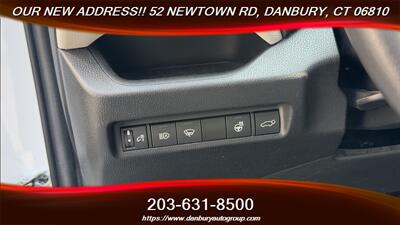 2022 Toyota RAV4 XLE Premium - Photo 18 - Danbury, CT 06810