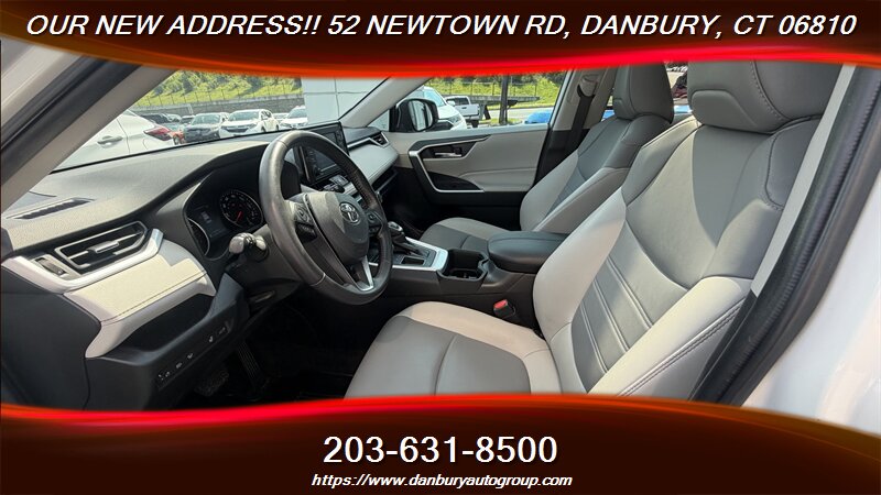 2022 Toyota RAV4 XLE Premium - Photo 15 - Danbury, CT 06810