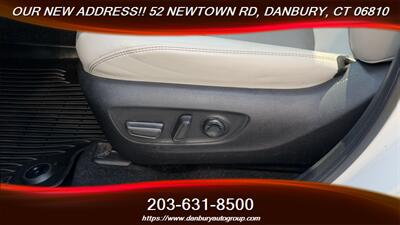 2022 Toyota RAV4 XLE Premium - Photo 14 - Danbury, CT 06810