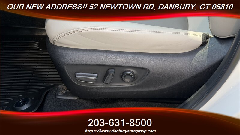 2022 Toyota RAV4 XLE Premium - Photo 14 - Danbury, CT 06810