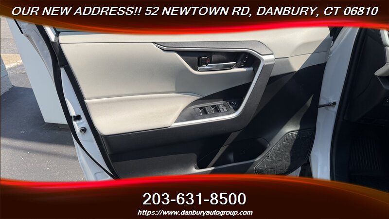 2022 Toyota RAV4 XLE Premium - Photo 12 - Danbury, CT 06810