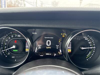 2022 Jeep Wrangler Unlimited Sahara 4xe - Photo 11 - Danbury, CT 06810