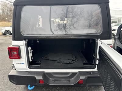 2022 Jeep Wrangler Unlimited Sahara 4xe - Photo 14 - Danbury, CT 06810