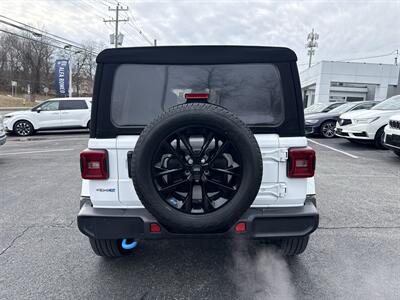 2022 Jeep Wrangler Unlimited Sahara 4xe - Photo 5 - Danbury, CT 06810