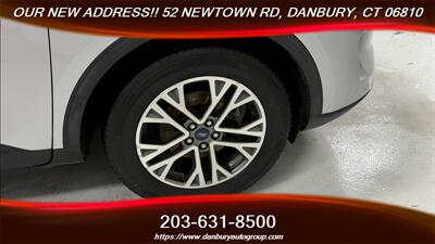 2020 Ford Escape SEL   - Photo 9 - Danbury, CT 06810
