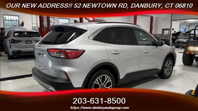 2020 Ford Escape SEL   - Photo 4 - Danbury, CT 06810