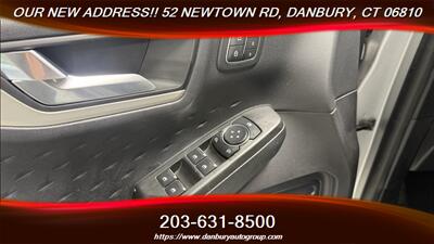 2020 Ford Escape SEL   - Photo 11 - Danbury, CT 06810
