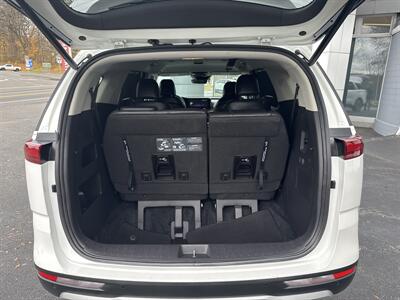 2024 Kia Carnival EX   - Photo 4 - Danbury, CT 06810
