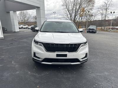 2024 Kia Carnival EX   - Photo 1 - Danbury, CT 06810