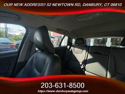 2016 Volvo V60 T5 Drive-E Premier - Photo 11 - Danbury, CT 06810