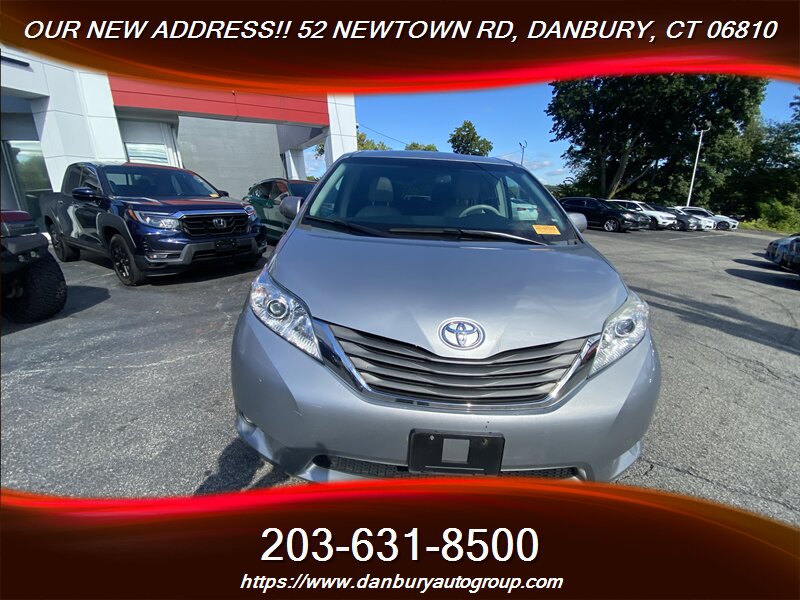 2014 Toyota Sienna XLE 7-Passenger - Photo 10 - Danbury, CT 06810