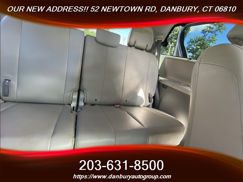 2014 Toyota Sienna XLE 7-Passenger - Photo 21 - Danbury, CT 06810