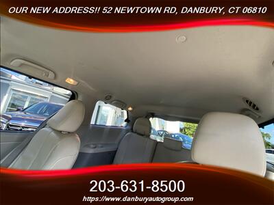 2014 Toyota Sienna XLE 7-Passenger - Photo 25 - Danbury, CT 06810