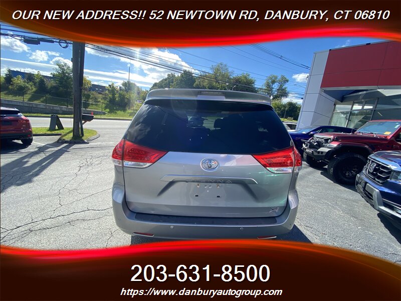 2014 Toyota Sienna XLE 7-Passenger - Photo 8 - Danbury, CT 06810