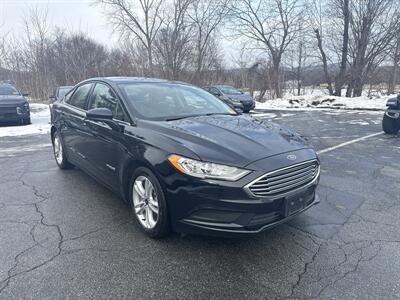 2018 Ford Fusion Hybrid S   - Photo 8 - Danbury, CT 06810