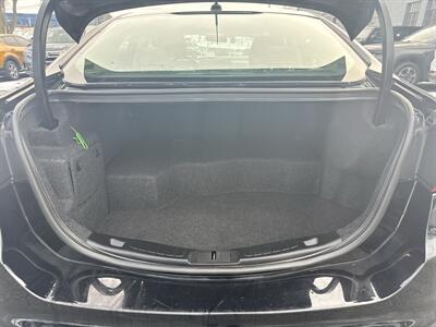 2018 Ford Fusion Hybrid S   - Photo 13 - Danbury, CT 06810