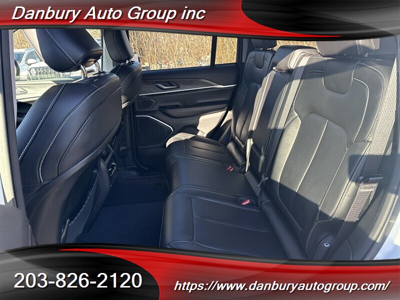 2024 Jeep Grand Cherokee 4xe - Photo 13 - Danbury, CT 06810