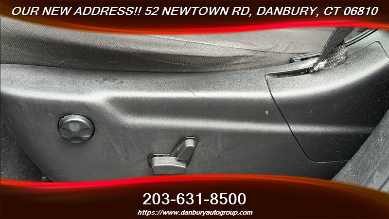 2021 Dodge Durango SXT - Photo 13 - Danbury, CT 06810