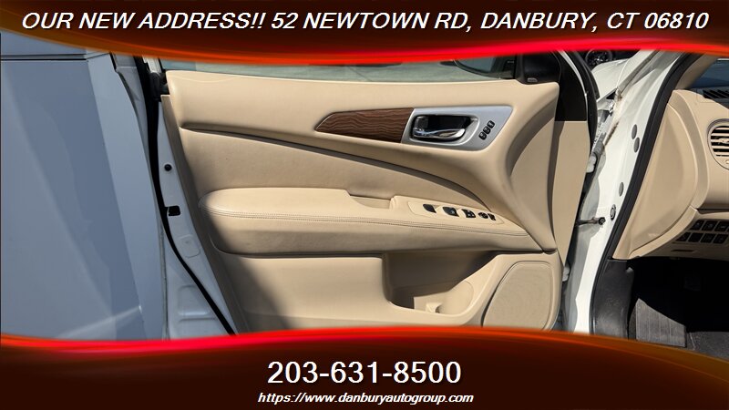 2018 Nissan Pathfinder S PLATINUM - Photo 11 - Danbury, CT 06810