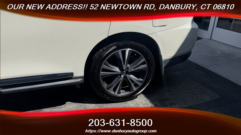 2018 Nissan Pathfinder S PLATINUM - Photo 10 - Danbury, CT 06810