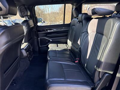 2022 Jeep Wagoneer Series II   - Photo 14 - Danbury, CT 06810