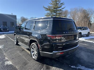 2022 Jeep Wagoneer Series II   - Photo 4 - Danbury, CT 06810