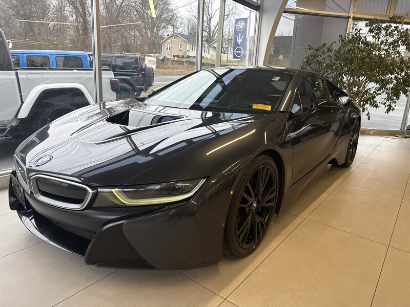 2015 BMW i8  