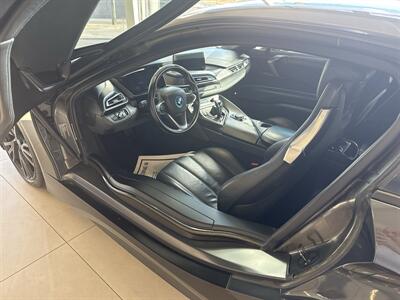 2015 BMW i8   - Photo 4 - Danbury, CT 06810
