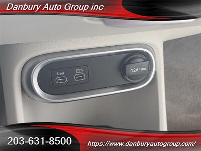 2024 Genesis GV60 Performance   - Photo 20 - Danbury, CT 06810