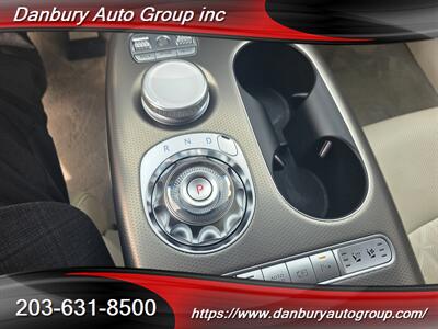 2024 Genesis GV60 Performance   - Photo 12 - Danbury, CT 06810