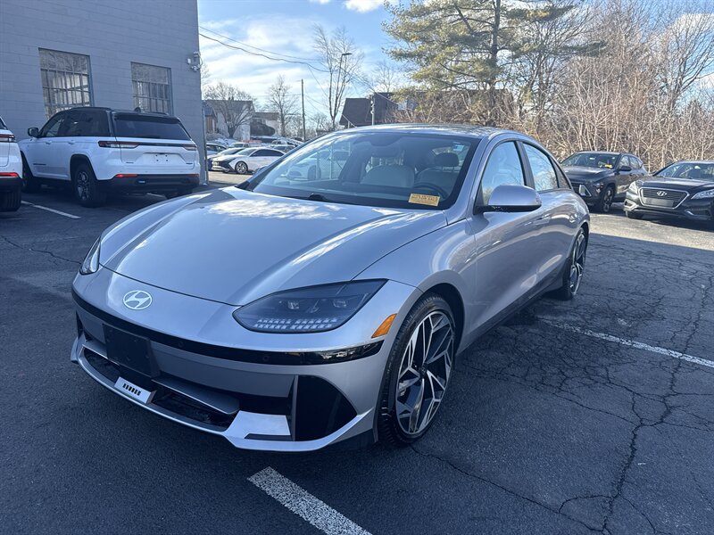 2023 Hyundai IONIQ 6 SEL   - Photo 1 - Danbury, CT 06810