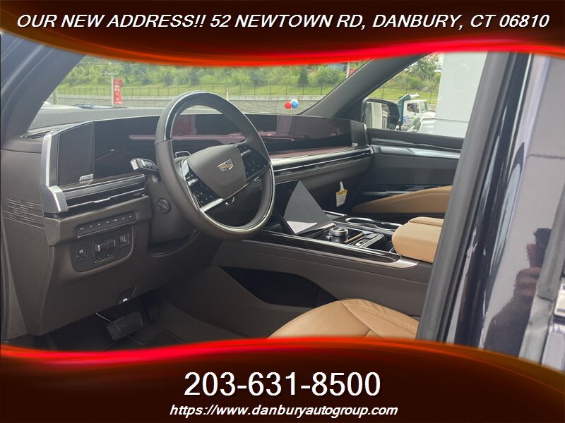 2025 Cadillac Escalade Premium Luxury - Photo 15 - Danbury, CT 06810