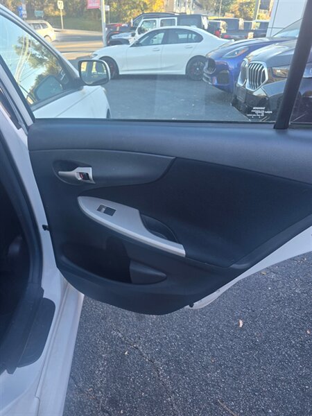 2013 Toyota Corolla S - Photo 14 - Danbury, CT 06810