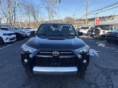2020 Toyota 4Runner SR5   - Photo 2 - Danbury, CT 06810