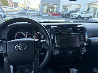 2020 Toyota 4Runner SR5   - Photo 11 - Danbury, CT 06810