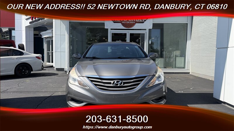 2013 Hyundai SONATA GLS - Photo 8 - Danbury, CT 06810