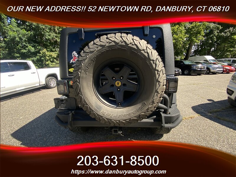 2011 Jeep Wrangler Unlimited Rubicon - Photo 8 - Danbury, CT 06810