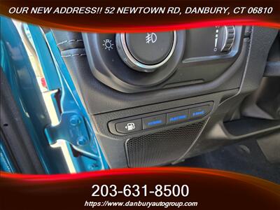 2024 Jeep Wrangler Sahara 4xe   - Photo 13 - Danbury, CT 06810