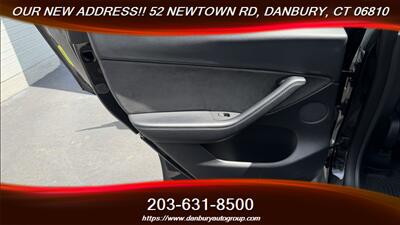 2022 Tesla Model Y Long Range   - Photo 27 - Danbury, CT 06810