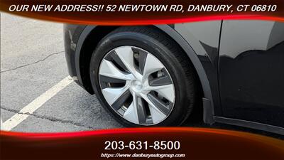 2022 Tesla Model Y Long Range   - Photo 10 - Danbury, CT 06810