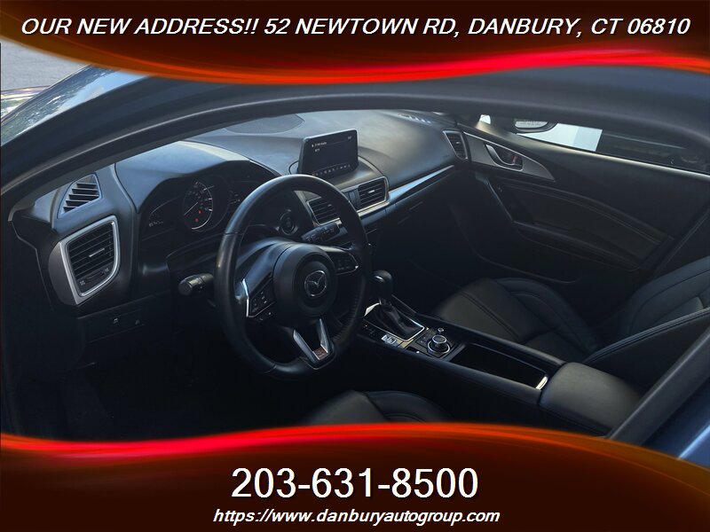 2018 Mazda Mazda3 Touring - Photo 13 - Danbury, CT 06810