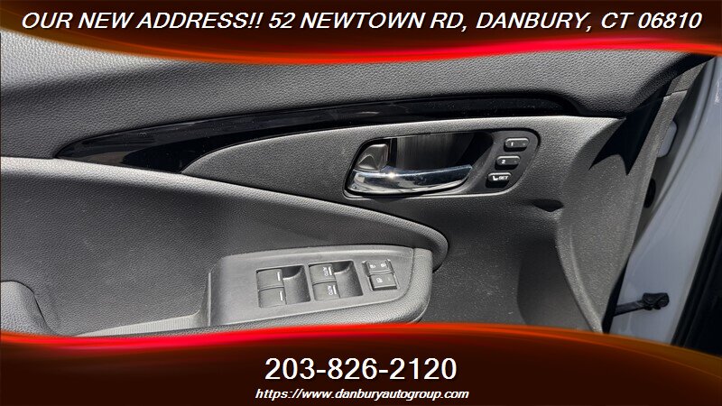 2019 Honda Pilot Touring - Photo 11 - Danbury, CT 06810