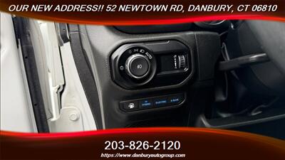 2023 Jeep Wrangler Sahara 4xe   - Photo 18 - Danbury, CT 06810