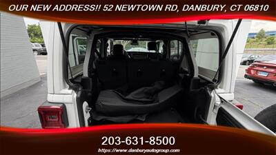 2023 Jeep Wrangler Sahara 4xe - Photo 23 - Danbury, CT 06810