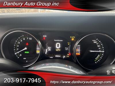 2023 Jeep Wrangler Sahara 4xe   - Photo 11 - Danbury, CT 06810