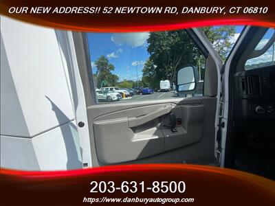 2021 Chevrolet Express 2500   - Photo 11 - Danbury, CT 06810